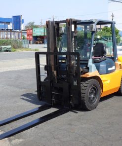 Xe Nâng Chạy Dầu FD Toyota Loại 3,5 Tấn